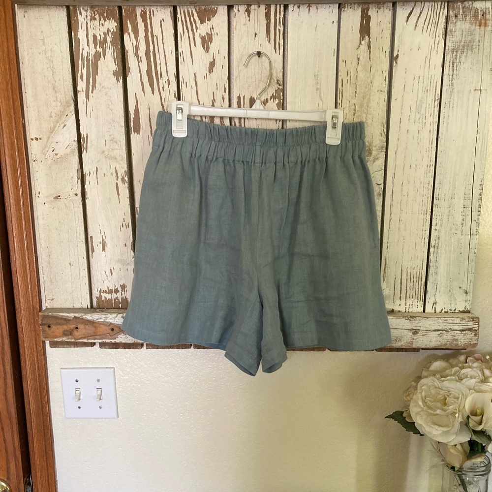 Linen shorts-Love and Confuse Etsy brand
